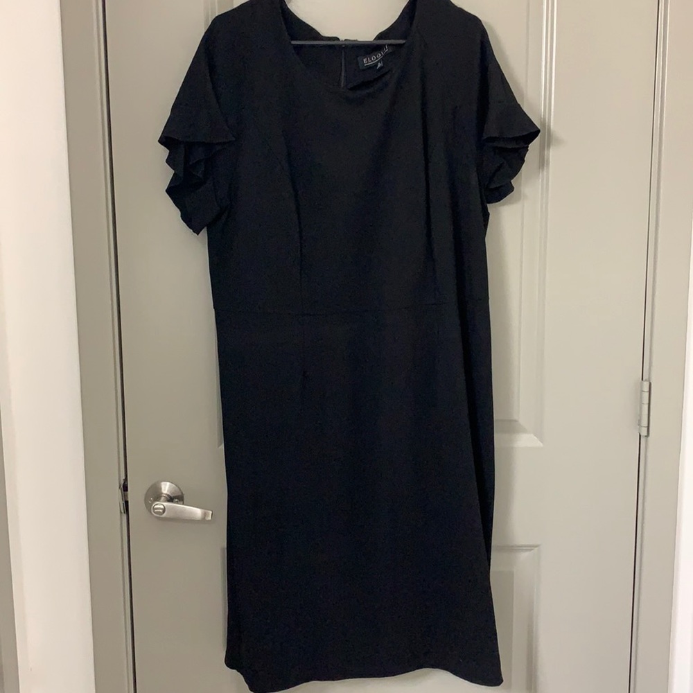 Professional ELOQUII dress with flutter sleeves